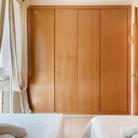 Апартаменты Gran View Sea Wiew, Wifi,garage, Car